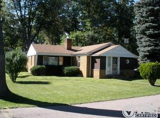 3794 Sancroft Ave, West Bloomfield, MI