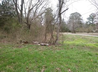 30 McKelvy Rd, Camden, TN 38320