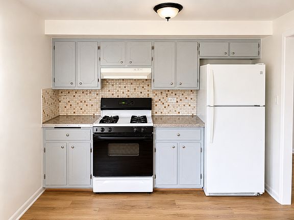4th image of 8207 Belmont Ave #Gf