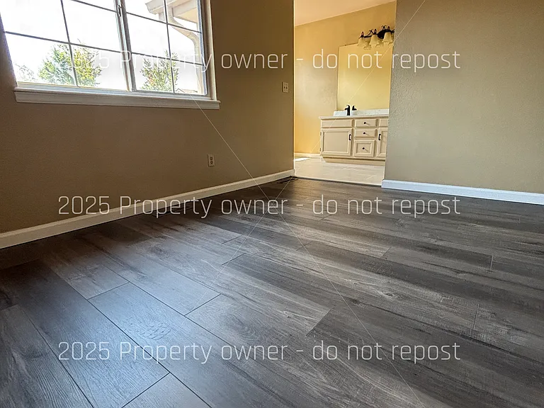 2010 S Xenia Way — Photo 27