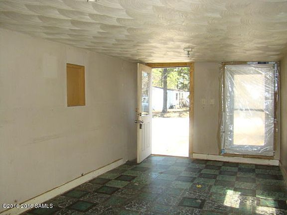 5th image of 13 East Dr
