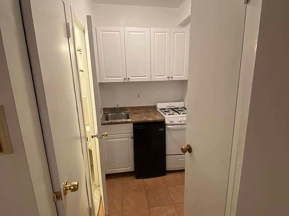 5th image of 44 E 63rd St #1FA