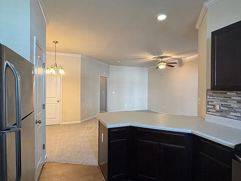 116 Waterstone Ln — Photo 6