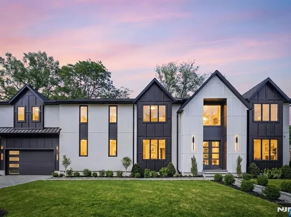 75 Susan Dr, Closter, NJ 07624