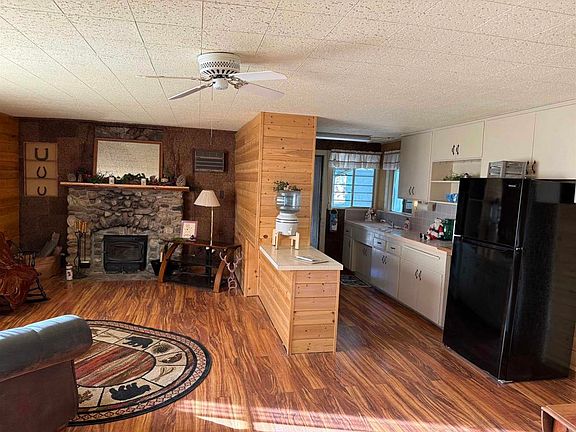 3rd image of 9150 Pine Creek Rd