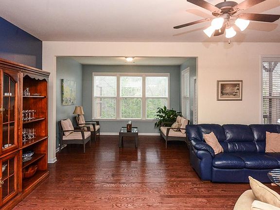 5th image of 4297 Laurel Creek Ct SE