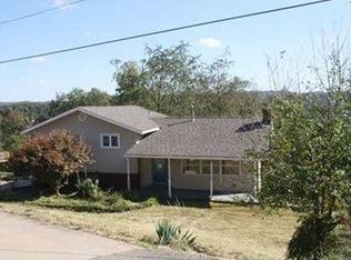 1450 Birch Rd, Monaca, PA 15061