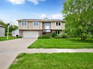 31 Chad Ct, Coralville, IA 52241