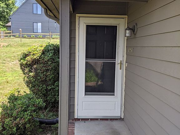 5th image of 1273 Millpond Rd