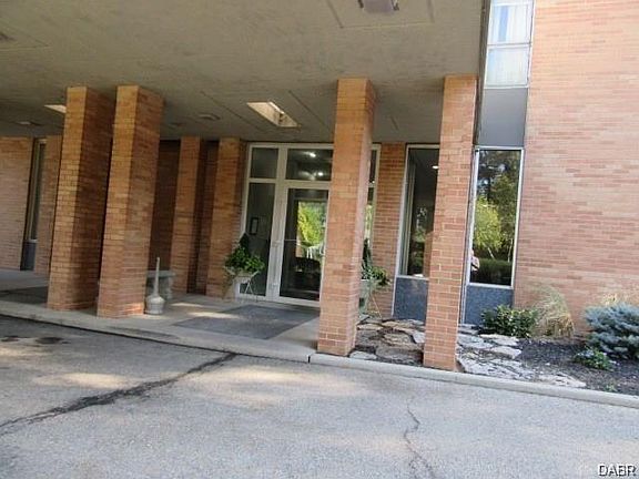 4th image of 2230 S Patterson Blvd APT 81