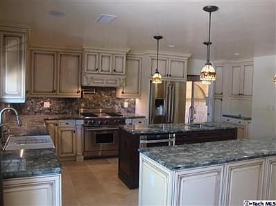 4th image of 9907 Aura Ave