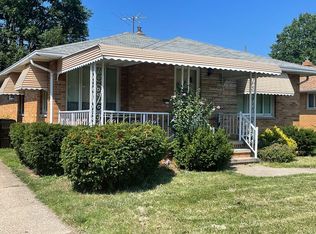 14224 Arlis Ave, Cleveland, OH 44111