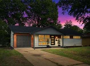 8605 Everett St, Raytown, MO 64138