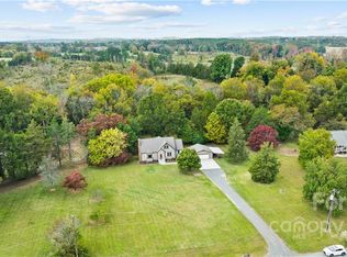 2015 Monterosa Rd, Concord, NC 28025