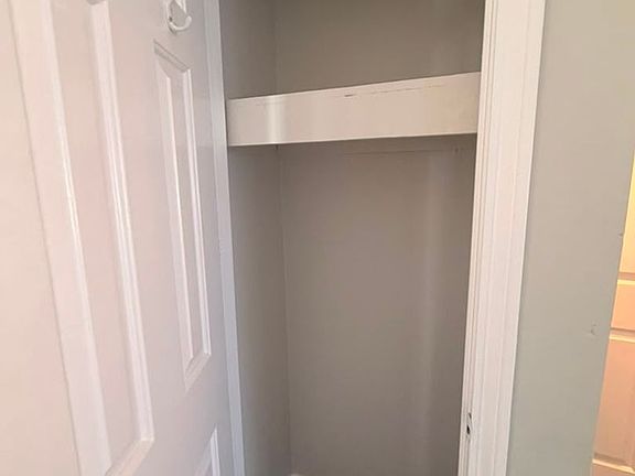 5th image of 509 Woodward Ave Unit C