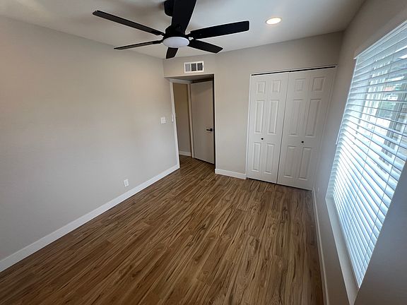 5th image of 8850 E Cortez St