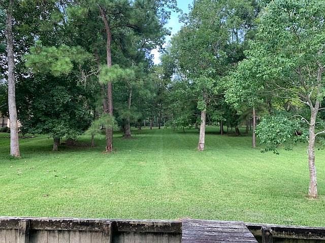 1st image of 107 Lake Grove Dr