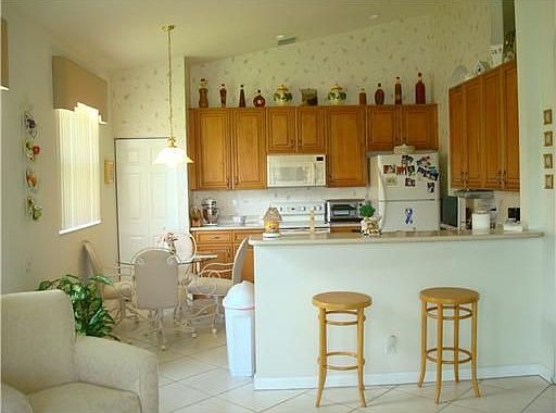 4th image of 207 NW Chorale Way