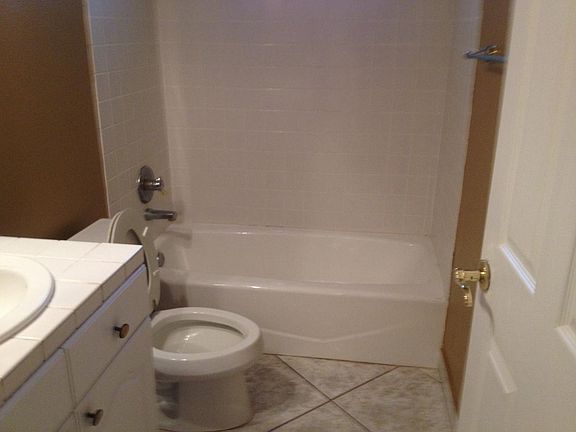 4th image of 10417 Calle De Flores Dr