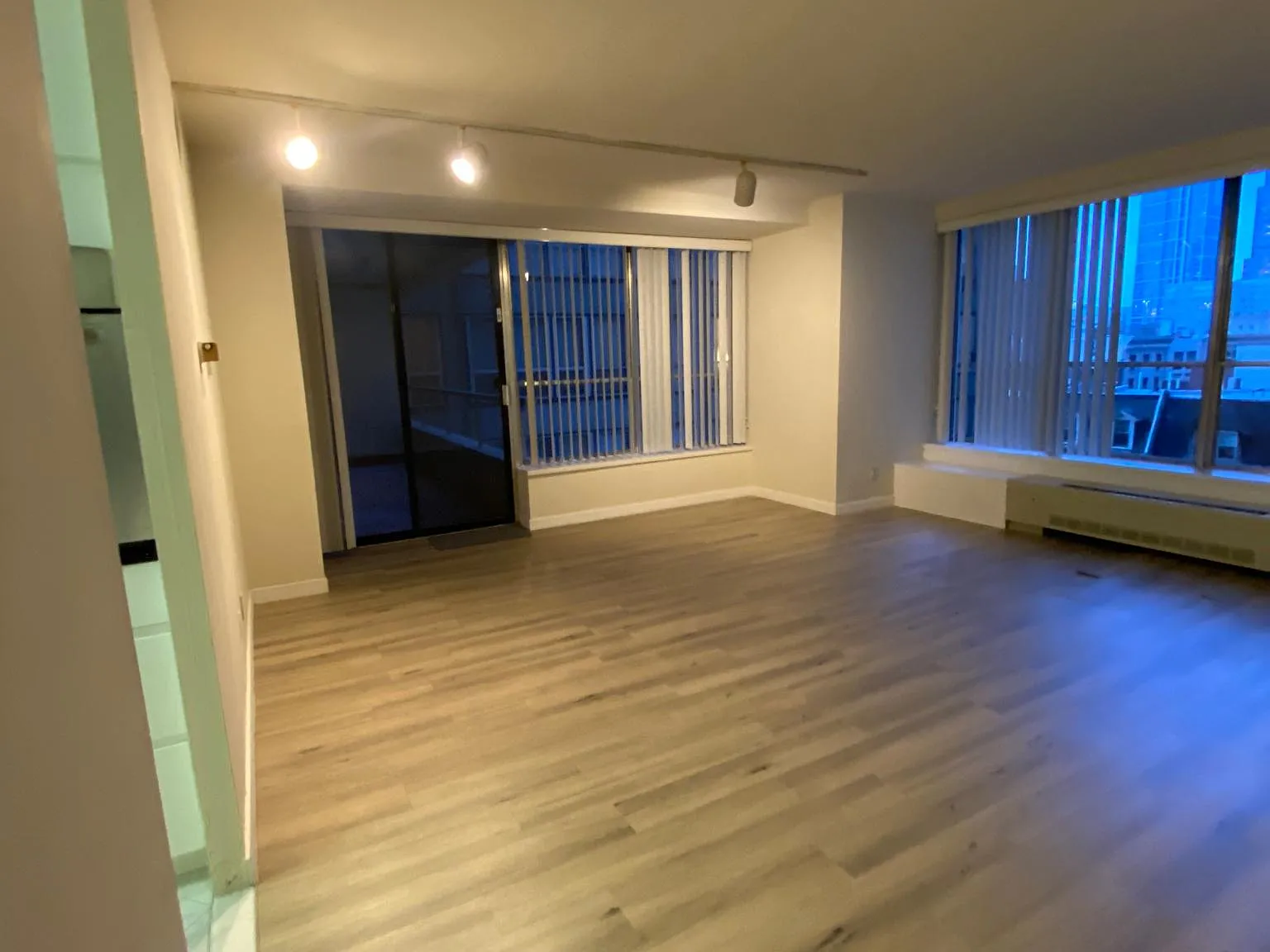 2 bed, 1281 sqft, $3,400 — Photo 4