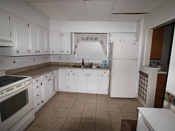 5th image of 2519 3rd Ave E