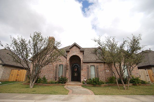 1st image of 6710 Mosswood Dr