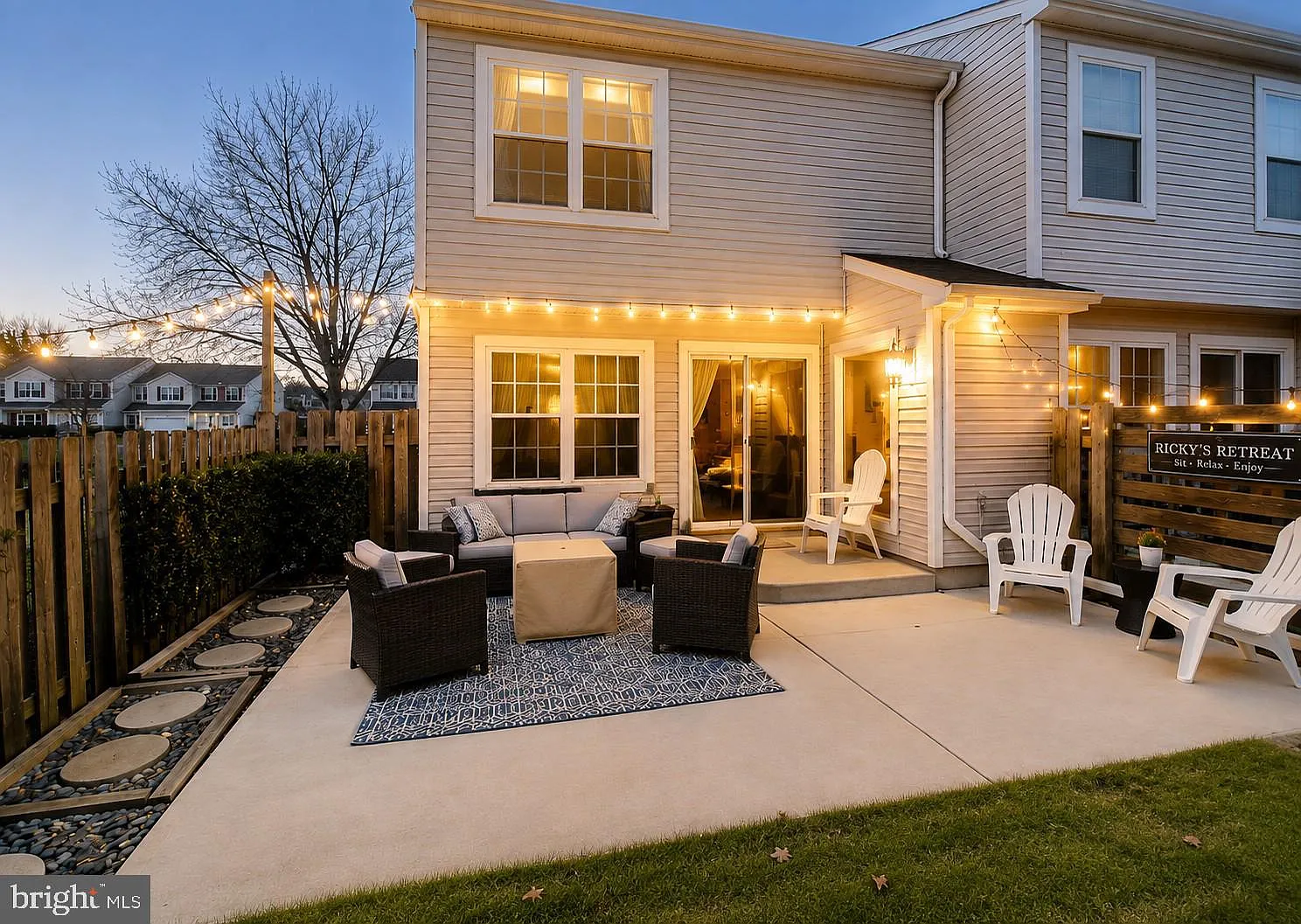 3 bed, 2.5 bath, 1352 sqft, $2,995 — Photo 1