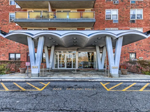 1841 Central Park Avenue #8E, Yonkers, NY 10710