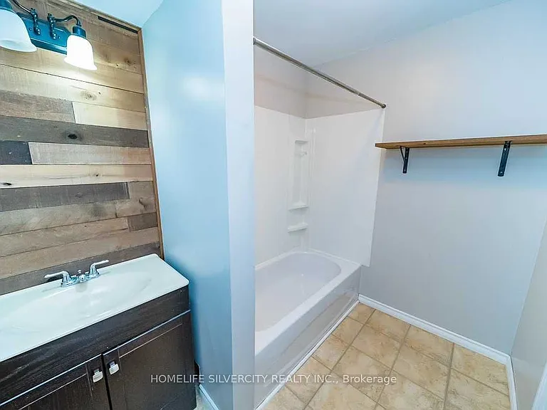 5254 Stanley Ave — Photo 14