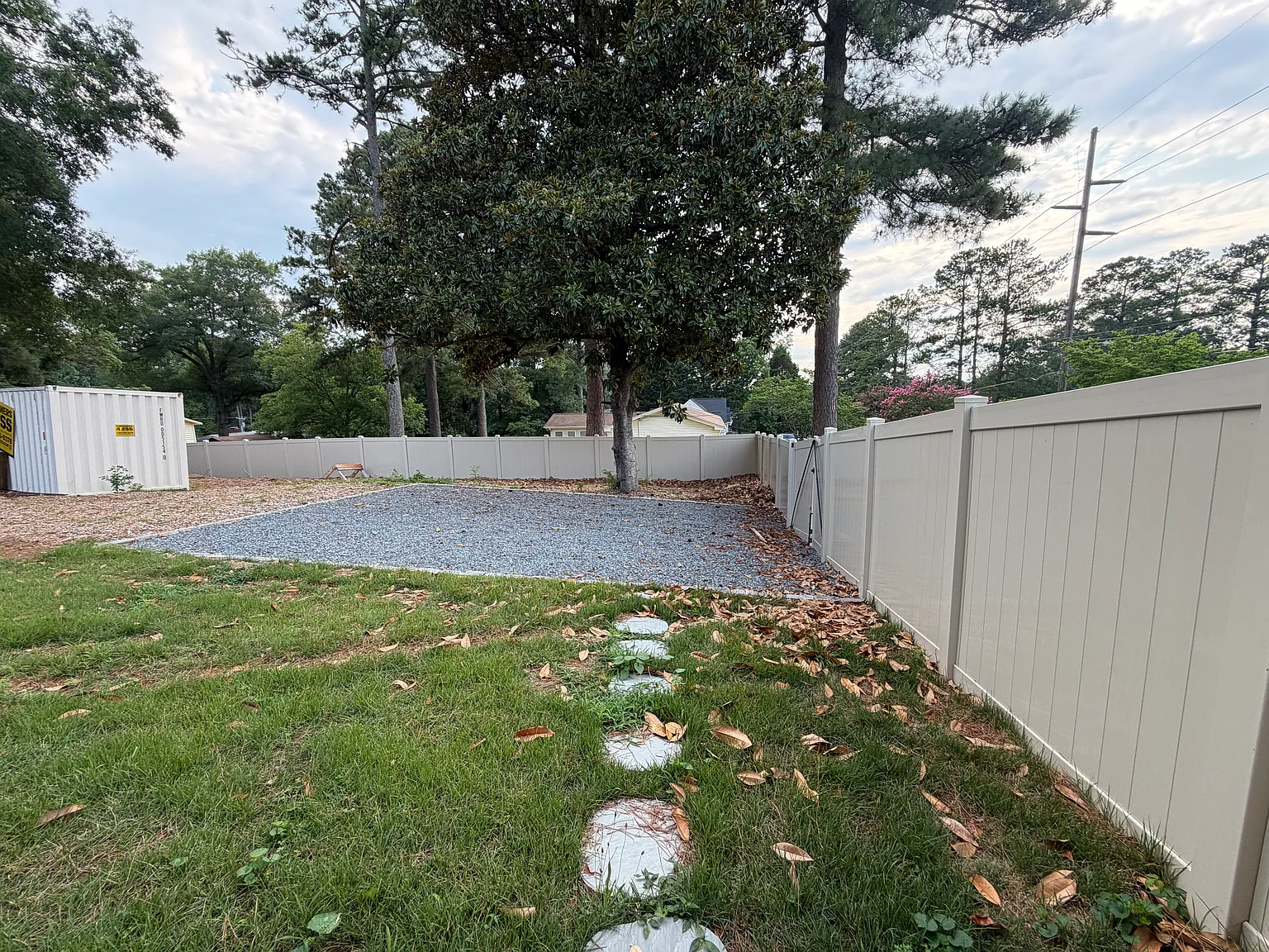 2 bed, 1300 sqft, $2,400 — Photo 3