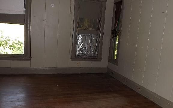 5th image of 1852 Liberty St