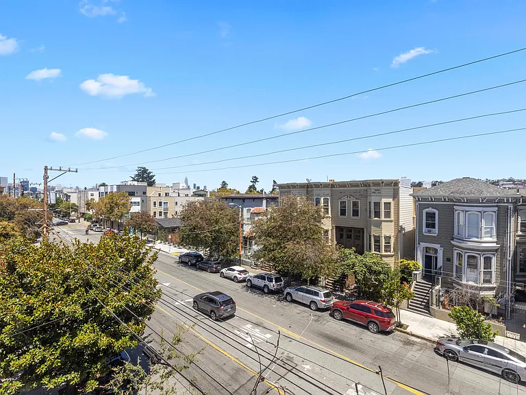 1166 S Van Ness Ave #5 — Photo 13