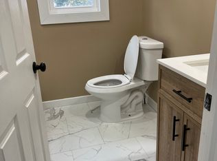 1534 Genesee St, Hamilton, NJ 08610