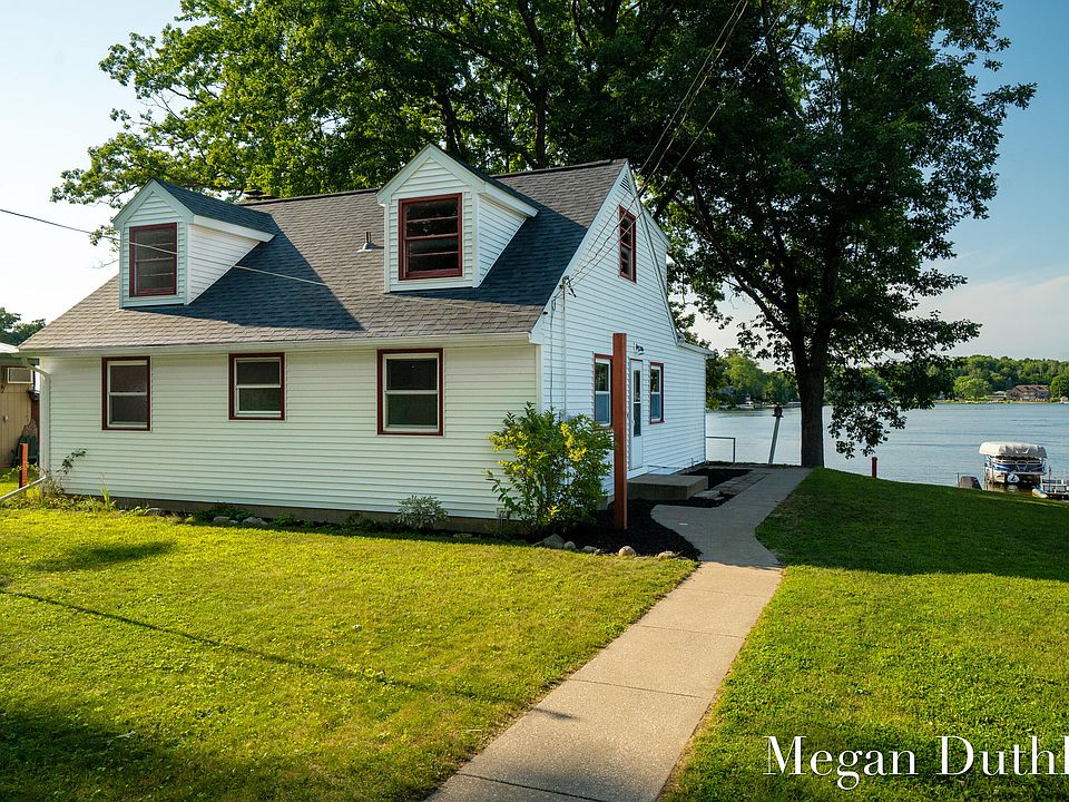 1st image of 13665 Sunset Shores Dr NE