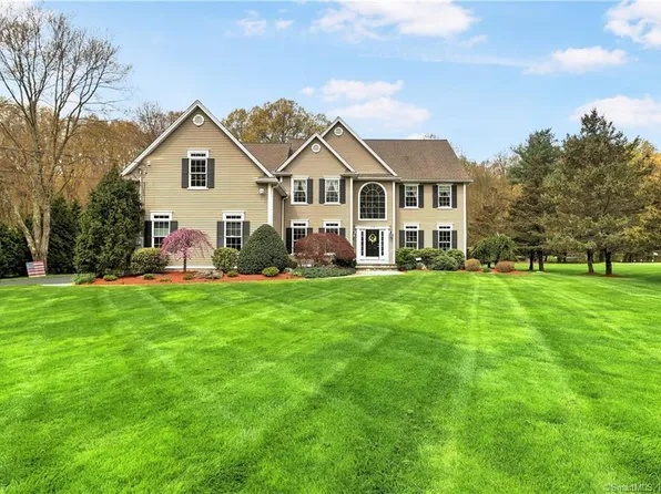 125 Booth Hill Road, Shelton, CT 06484