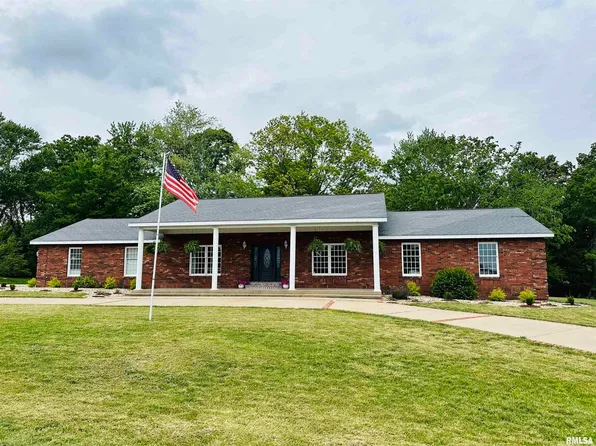 103 Mimosa Dr, Anna, IL 62906