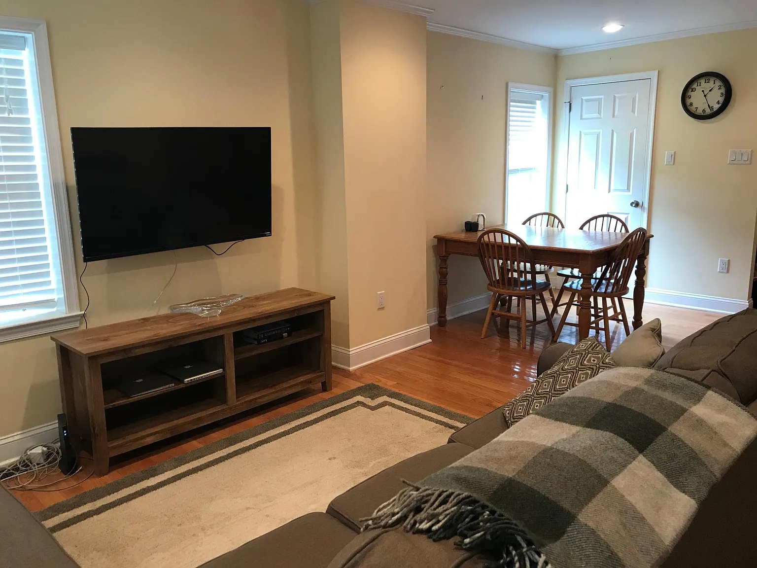 561 Rosedale Rd — Photo 4
