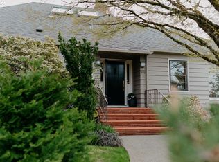 805 NW Skyline Crest Rd, Portland, OR 97229