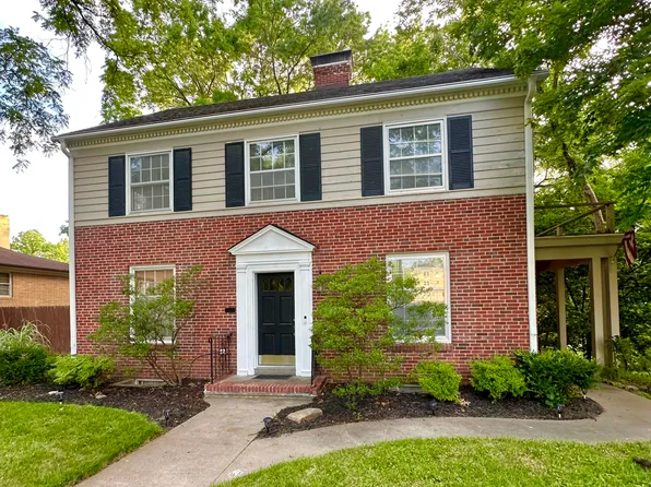 725 4th St, Boonville, MO 65233