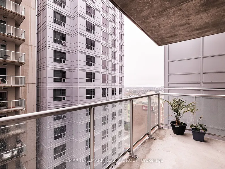 195 Besserer St #2106 — Photo 18