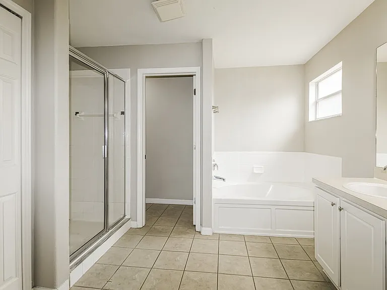 3810 Braemere Dr — Photo 14