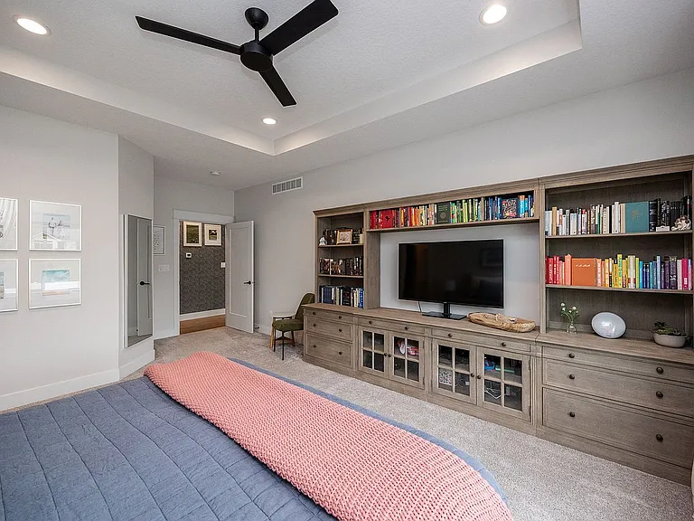14301 Sheridan Ave — Photo 26