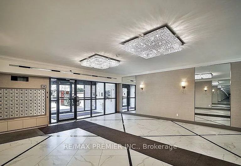 33 Wallace St #115 — Photo 3