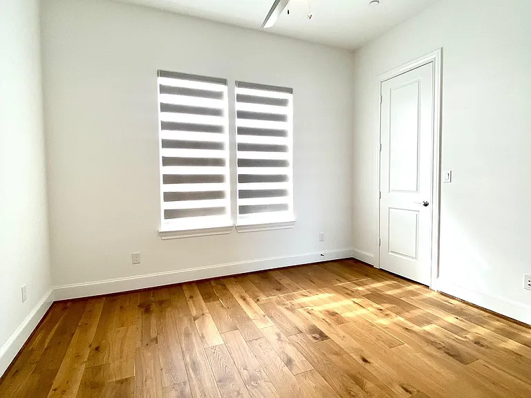 6037 Matthew Oaks Pl — Photo 16