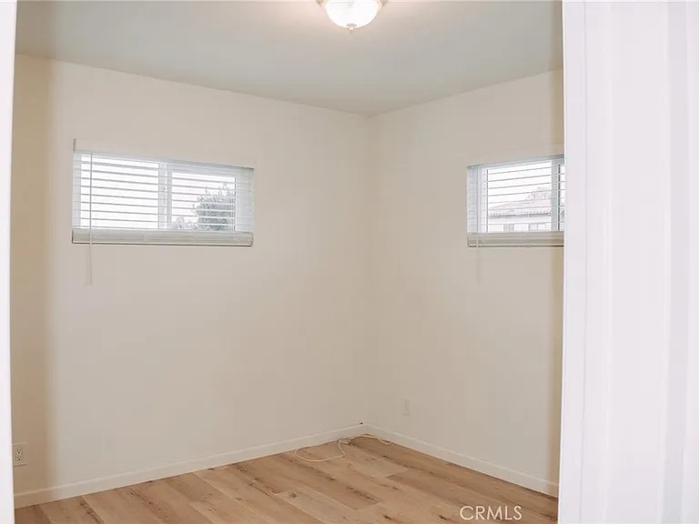 21004 Henrietta St #C — Photo 9
