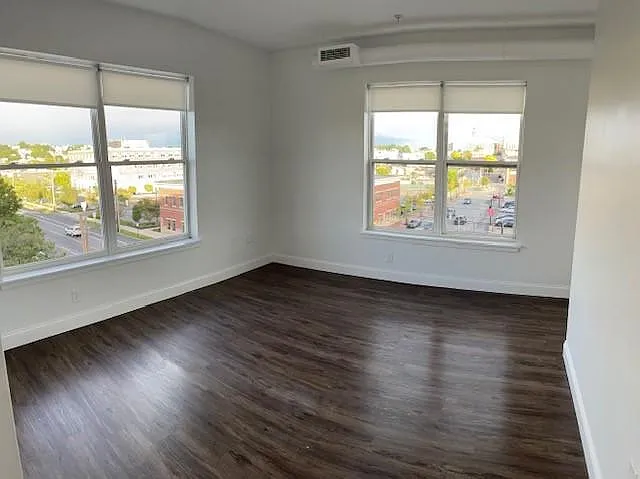 Apartment 225 - The Linden's two-story townhouse with city and Back Cove views!