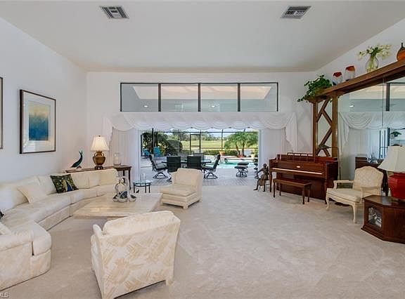 4th image of 15330 Canongate Dr