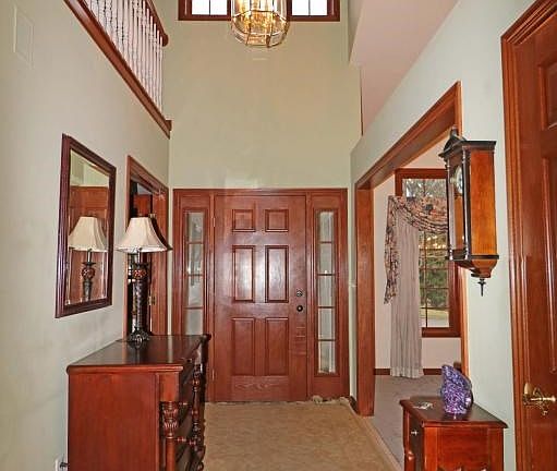 5th image of 104 Charterhouse Ct