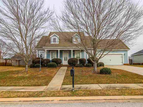 102 Piedmont Ln, Bonaire, GA 31005