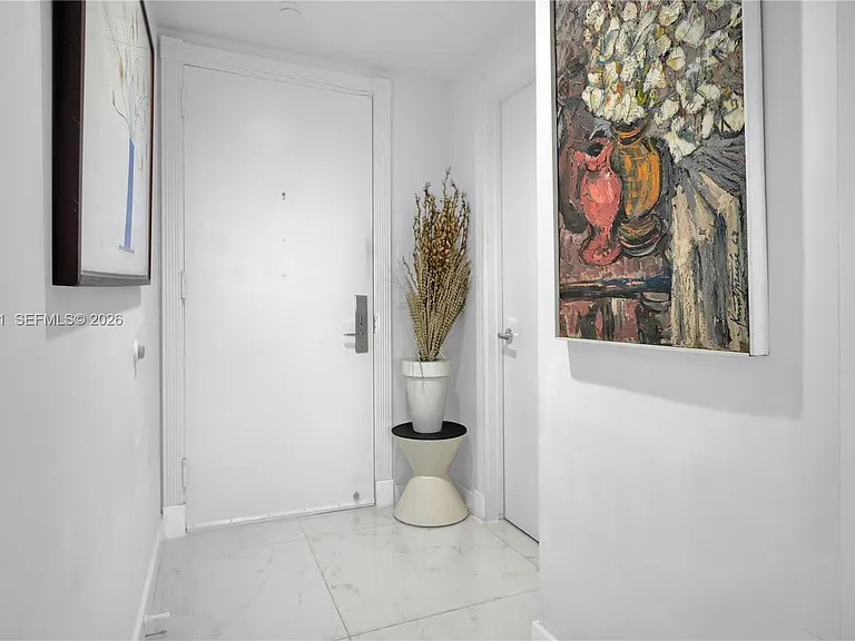 4775 Collins Ave #1806 — Photo 34